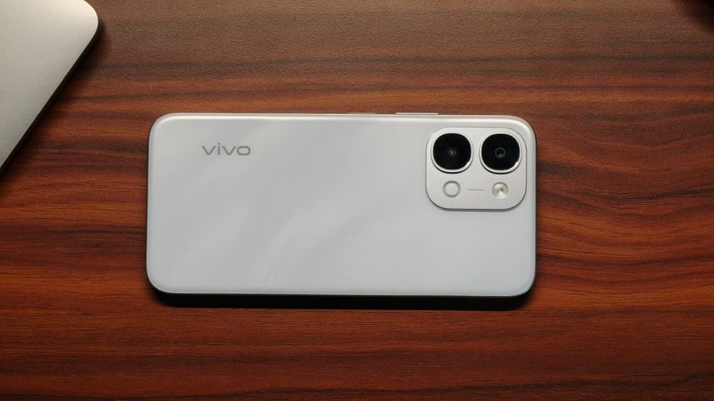 T5x lying on a wooden table